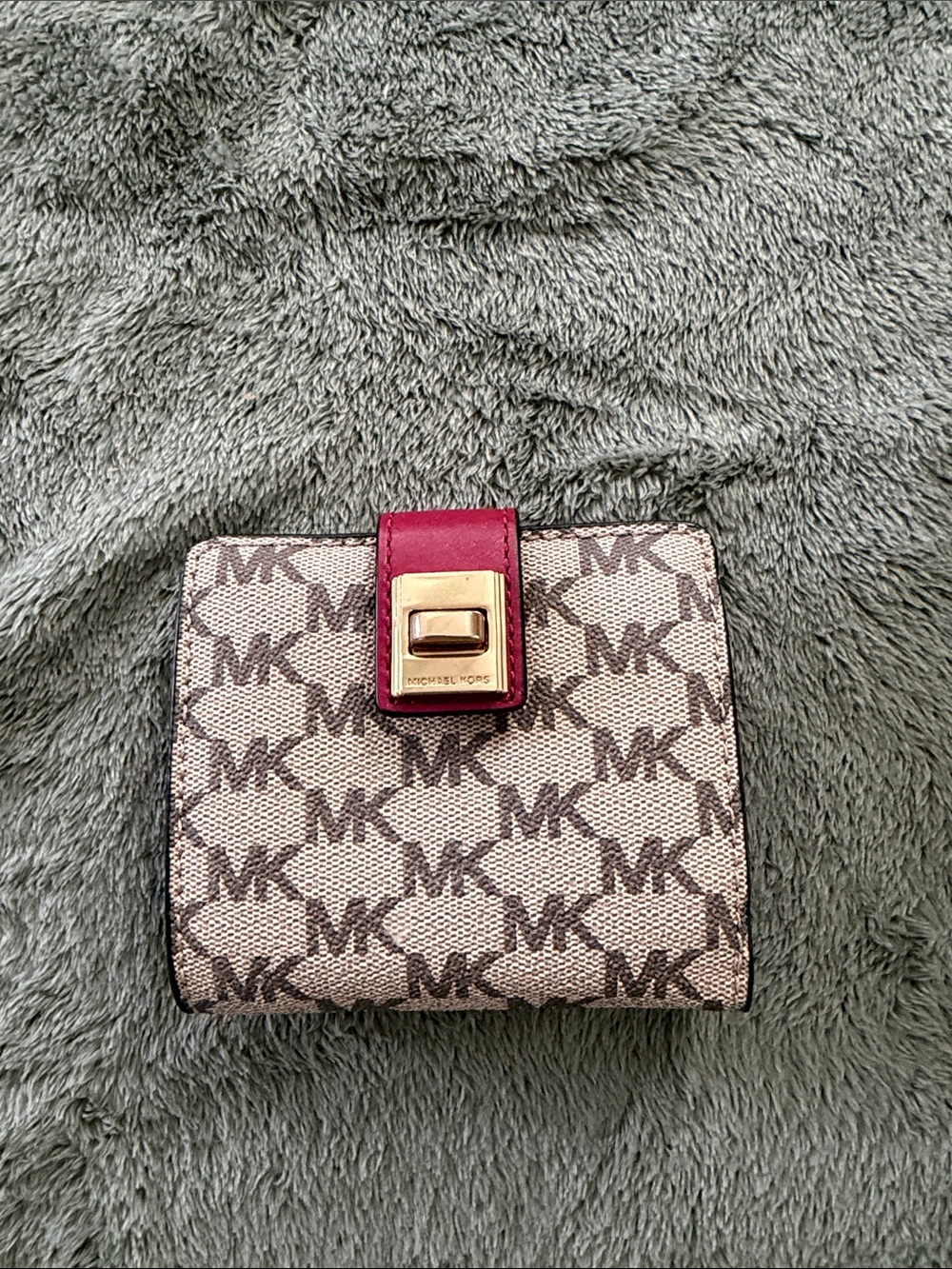 Michael Kors Beige Signature MK Wallet with Red Tab and Gold Turn-Lock